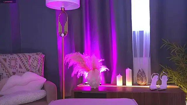 LittleMix_ on StripChat 