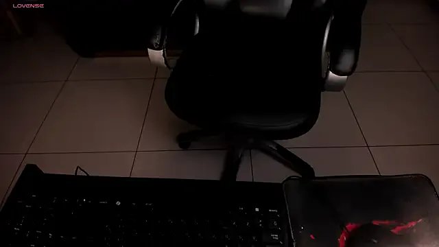 LizzCooper on StripChat 