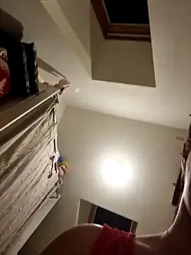 LoLa-69-X on StripChat 