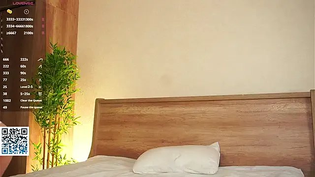 LolySun on StripChat 