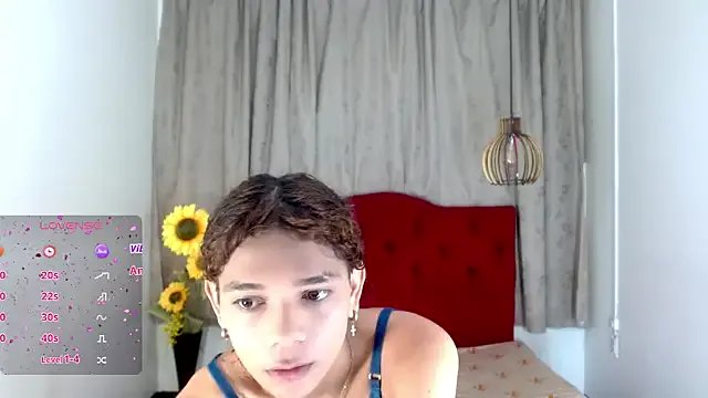 luisa__torres on StripChat