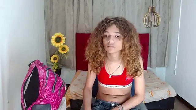 luisa__torres on StripChat