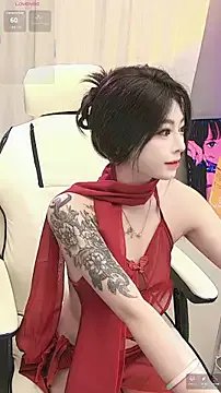 lulu5211 on StripChat 