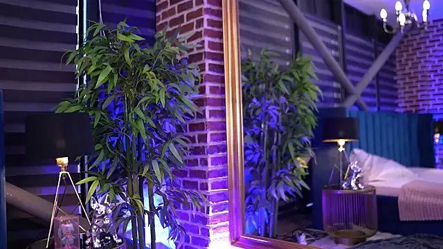 MillaSerene on StripChat 