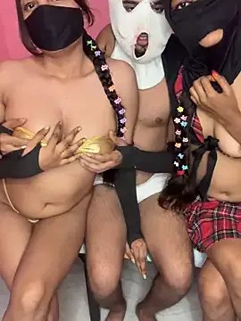 Miss_monikaji on StripChat 