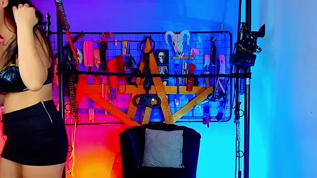 Misstresss_aurora_bdsm on StripChat 