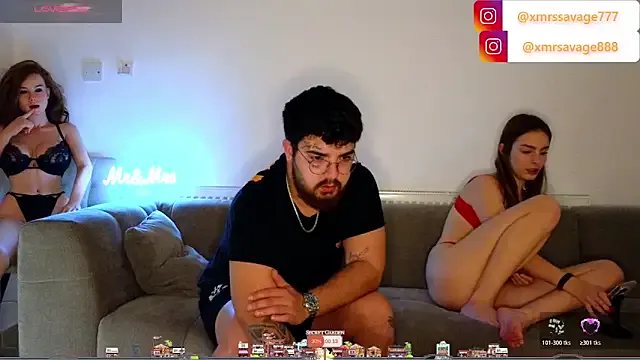 MrAndMrsSavage on StripChat