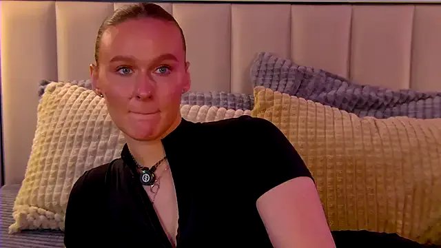 NatalyRose_ on StripChat 