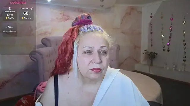 Penelope_Pinky on StripChat 