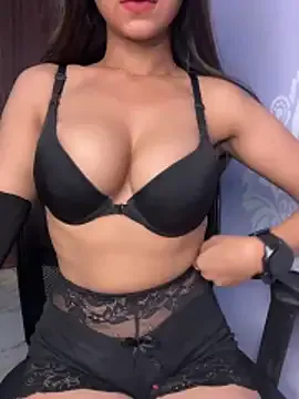 Sofia3393 from StripChat