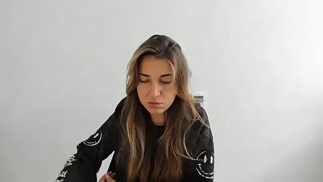 Summmmersky on StripChat 