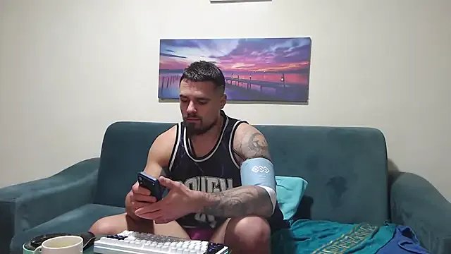 Freechat Tiberius_hunk on StripChat