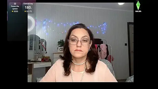 Vivian_Violet_ on StripChat 