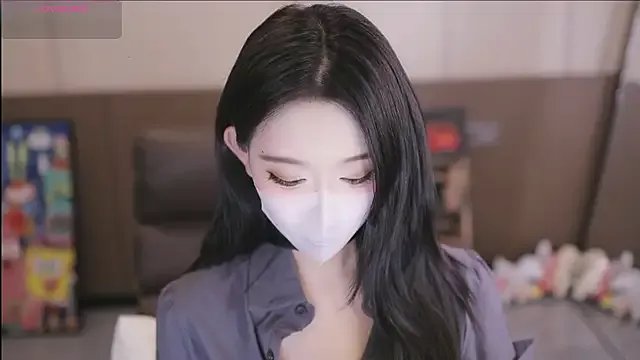 yaya_1888 on StripChat 