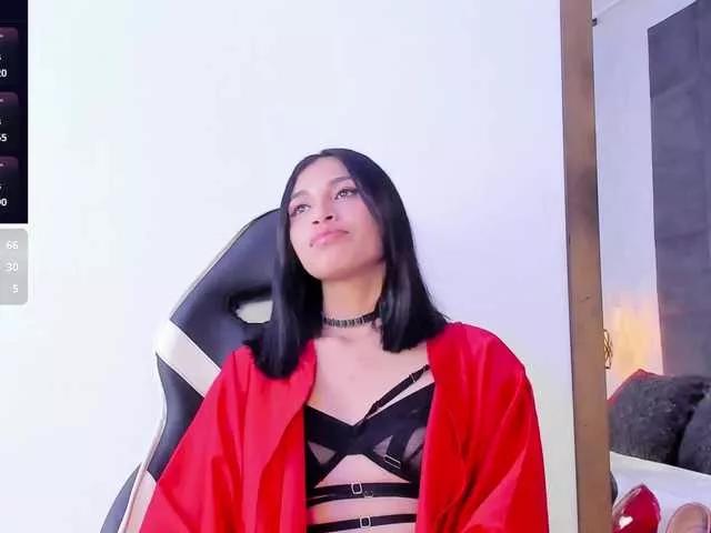 Naked Room ChloeMontes 