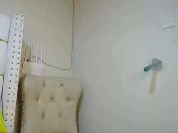 Naked Room kadime001 