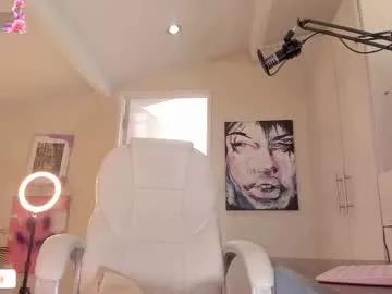 missketzaly from Chaturbate