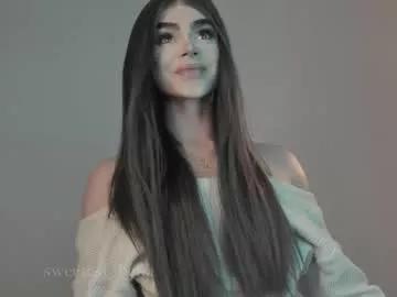 sweetest_bella from Chaturbate
