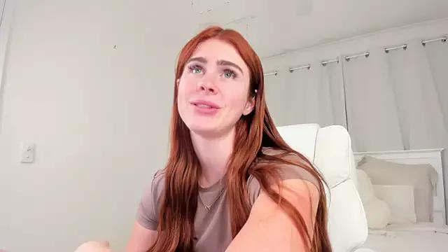 Naked Room aus_queen 