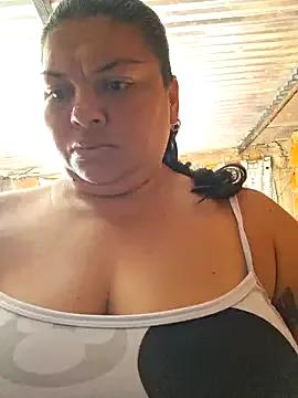 Naked Room chubby_sexy_big_tits 