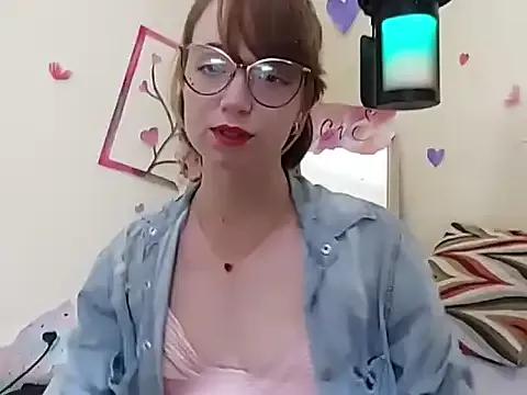 Naked Room Elise_Nyx 