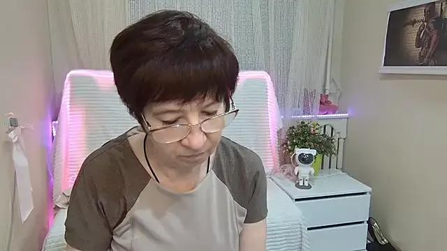 EllaPork from StripChat is Freechat