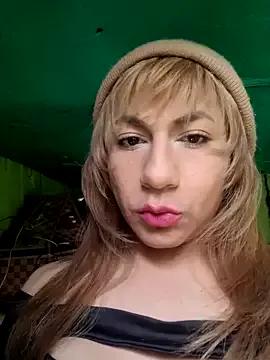 Evehamp from StripChat is Freechat