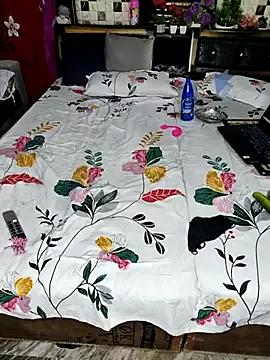 Naked Room GORI_MAMM 