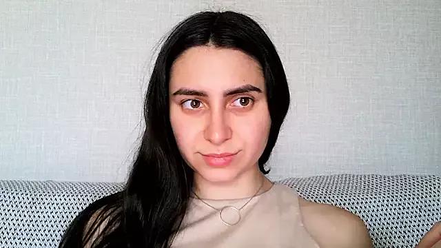 Kashtanka_ from StripChat is Freechat