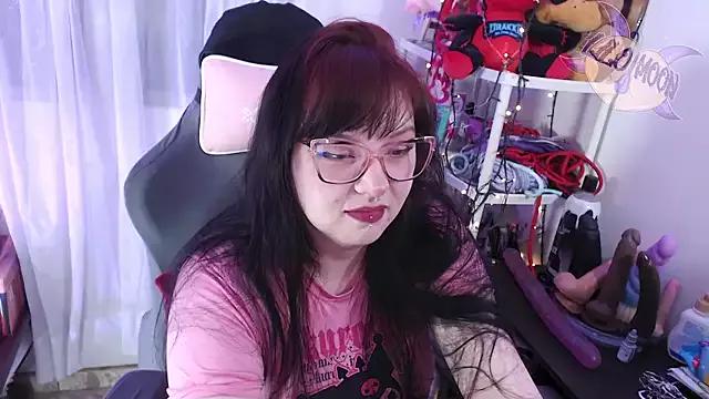 LiloMoon69 from StripChat