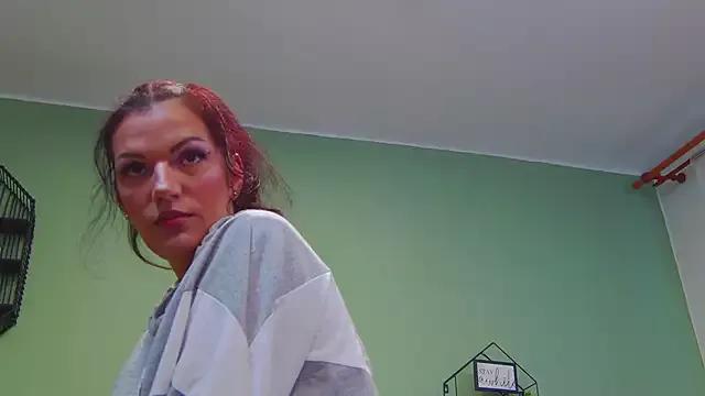 LissaAnn from StripChat is Freechat