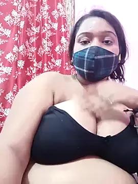 lovely0114 from StripChat is Freechat