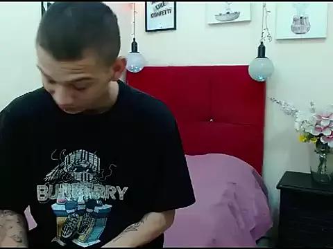 luccasbigcock from StripChat is Freechat