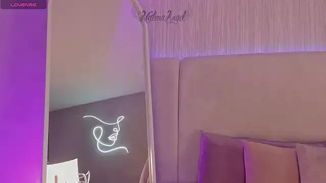 MALENA-ANGEL from StripChat is Freechat