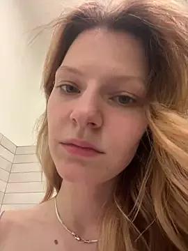 MaryHiggins from StripChat is Freechat