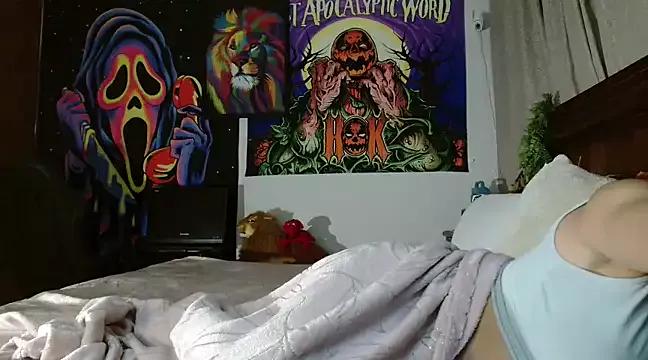 Naked Room MINI_Petite 