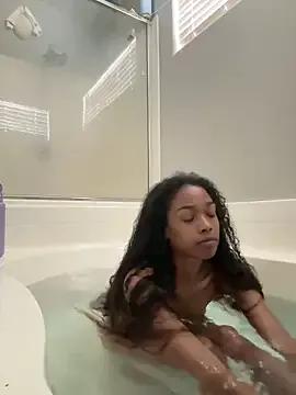 Naked Room mismialove 