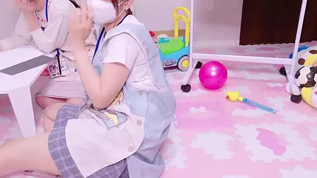 Naked Room NA-KAREN-V8 