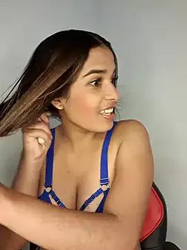 Selena_18x from StripChat