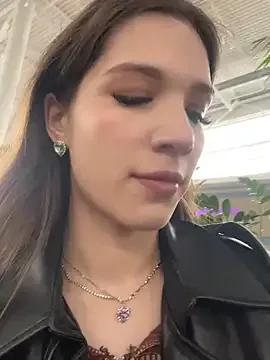 Naked Room shy_priincess 