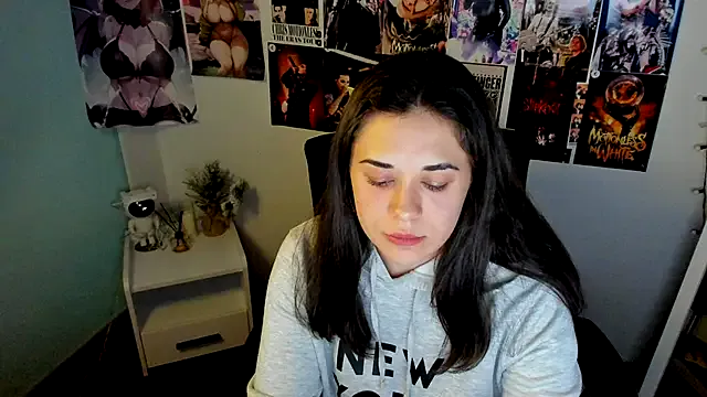 Yesenia_nia from StripChat