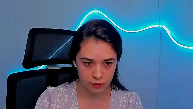 Yesenia_nia from StripChat